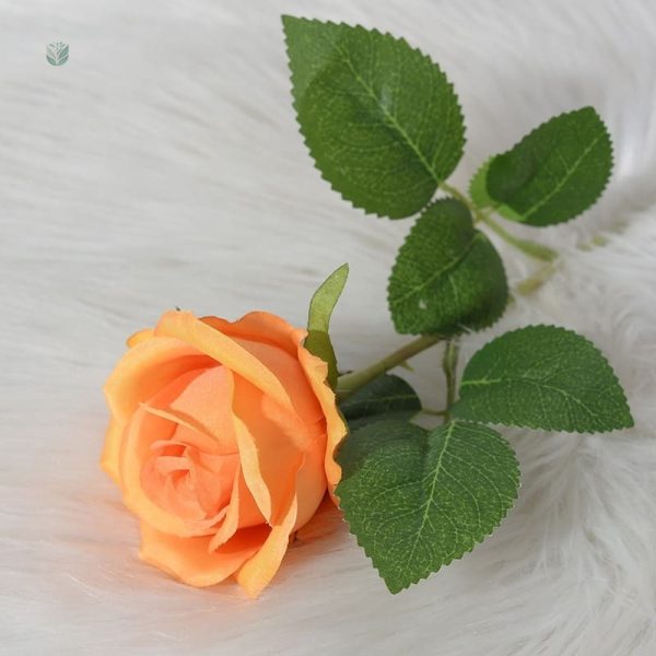Roses décoratives en soie, entretien facile