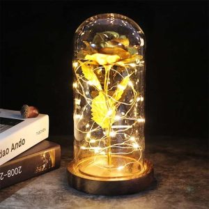 Fleur éternelle inspirée de l'univers, design unique