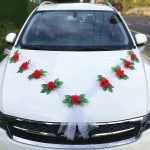 Rose pour voiture de mariage élégante et romantique