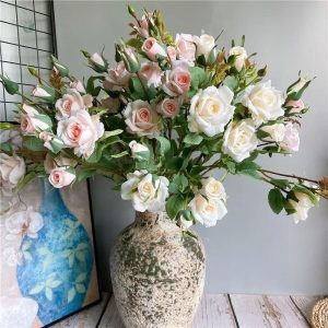 Roses Artificielles avec Tige