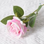 Fleurs en velours pour embellir votre espace