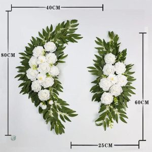 Bouquet de roses blanches, décoration nuptiale raffinée